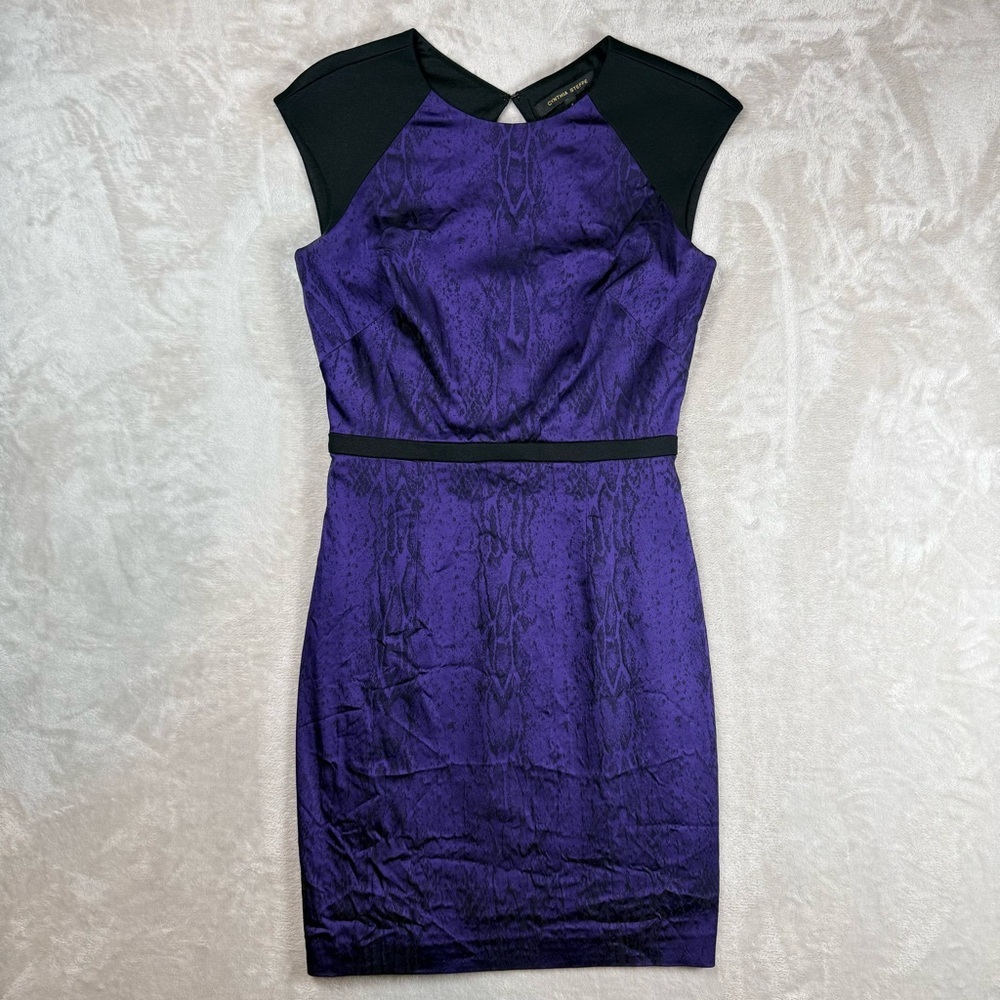 Cynthia Steffe Purple Jacquard Sheath Dress Size 4 Black Shoulder Cocktail Dress